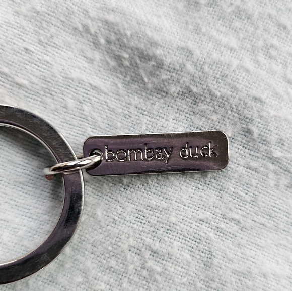 Bombay Duck Pave "f" Initial Bling Keychain, Clear Rhinestones, Silver, NWOT - Picture 6 of 7